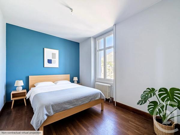 Maison à vendre  11 pièces - 256,77 m 2   CHATEAURENARD  - 13