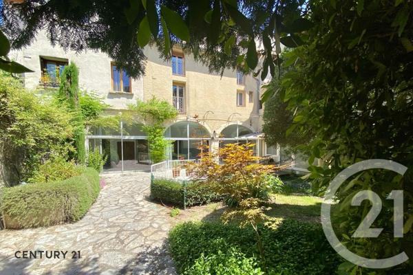 Maison à vendre  11 pièces - 256,77 m 2   CHATEAURENARD  - 13