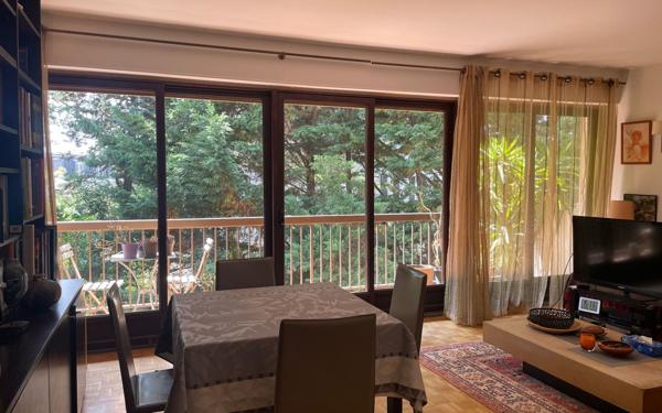 Appartement à vendre    3 pièces • 75,52 m2 La Varenne - Saint-Maur-des-Fossés