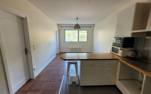 Appartement à vendre    2 pièces • 41,51 m2 Garches