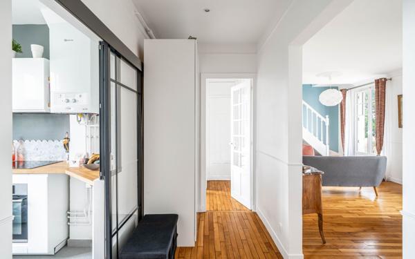 Appartement à vendre    4 pièces • 100 m2 Chaville