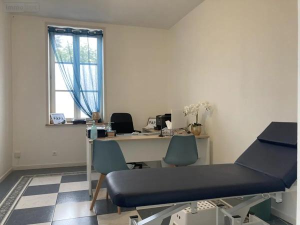 Location - Fonds et/ou murs commerciaux Abbeville 80100 3 pièces 50 m 2 69 m 2