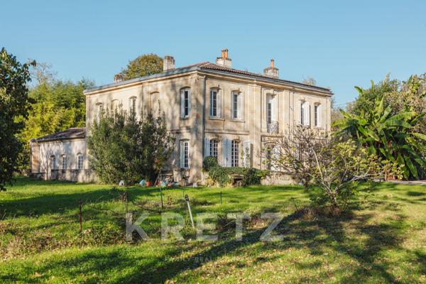 Maison de Maître à proximité de Bordeaux donnant sur la Garonne