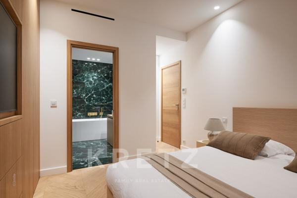 Appartement entièrement rénové sur le celèbre boulevard de la Croisette