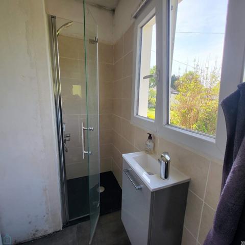 Jolie maison de village au calme avec grand jardin