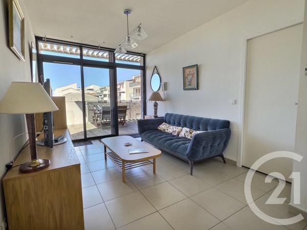 Appartement F3 à vendre  3 pièces - 56,20 m 2   LA LONDE LES MAURES  - 83
