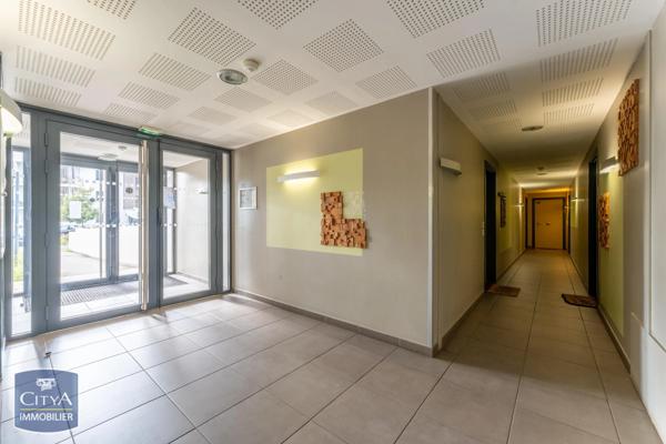 Appartement à vendre 2 pièces 43m² Villenave-d'Ornon (33140)