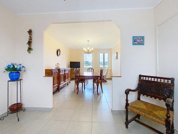 Maison 3 chambres, grand hangar avec potentiel à 10 min de Montauban Ouest