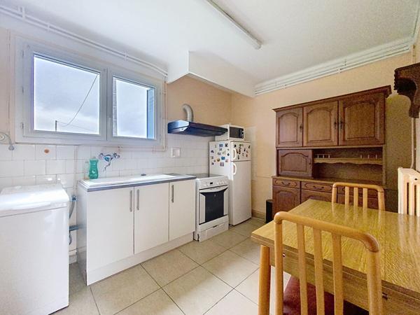 Maison 3 chambres, grand hangar avec potentiel à 10 min de Montauban Ouest