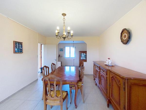 Maison 3 chambres, grand hangar avec potentiel à 10 min de Montauban Ouest