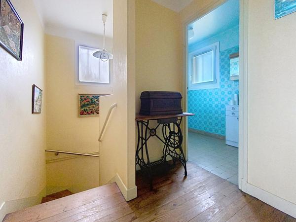 Maison 3 chambres, grand hangar avec potentiel à 10 min de Montauban Ouest