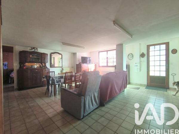 Maison à vendre 6 pièces 197 m² Montamisé