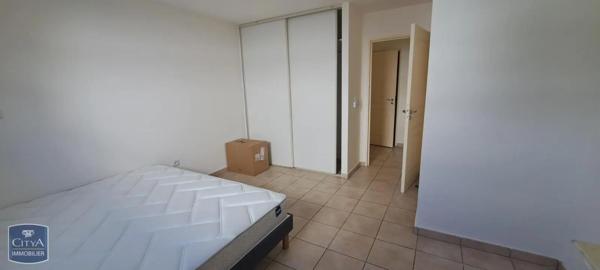 Appartement à louer 2 pièces 49.78m² Saint-Denis (97490)