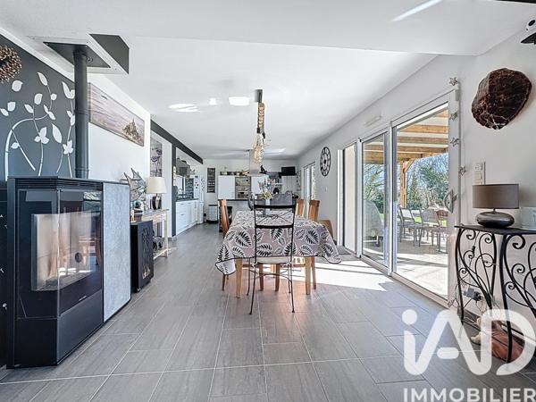 Maison à vendre 6 pièces 156 m² Grâce-Uzel