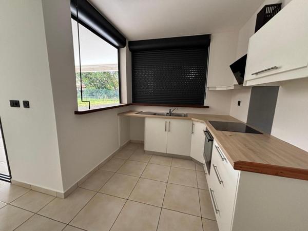 VILLA T5 AVEC JARDIN TERRASSE ET PISCINE