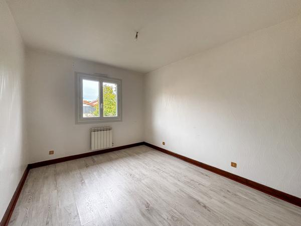 Maison T5 de 116 m2 – 1232 m2 de terrain