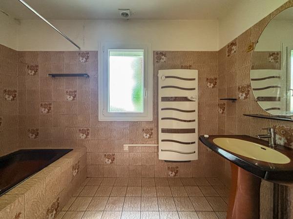 Maison T5 de 116 m2 – 1232 m2 de terrain
