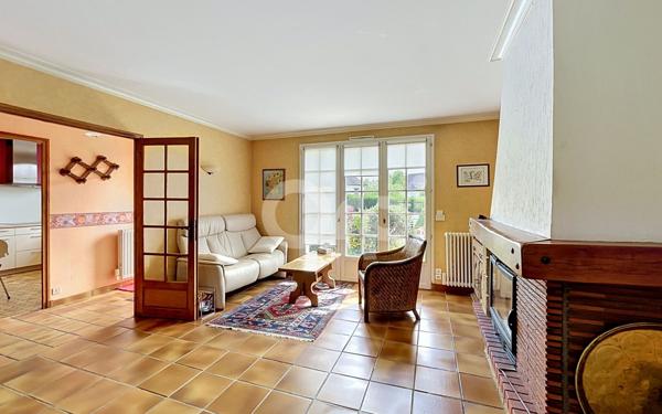 Maison à vendre    5 pièces •  Fitz-James