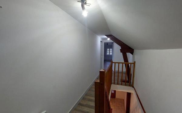 Maison à louer    4 pièces • 76 m2 La Vieille-Lyre