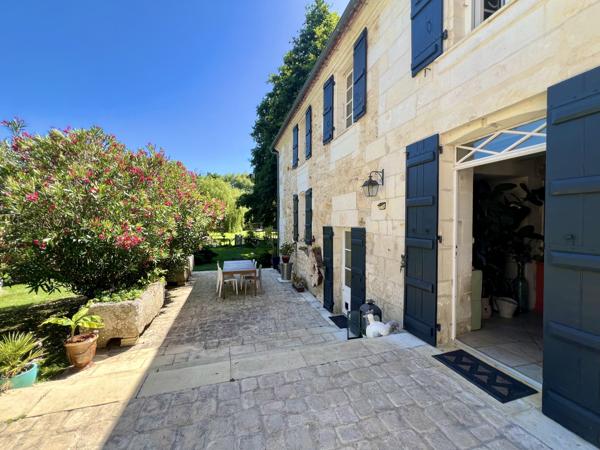 Maison à vendre à Pons (17800) - Charente-Maritime