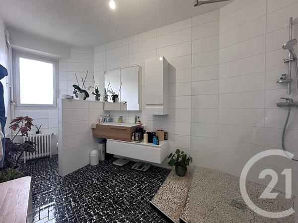 Appartement T3 à vendre  3 pièces - 88,60 m2 CHAMBERY - 73