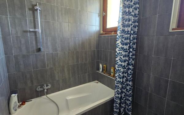 Maison à vendre    5 pièces • 153,40 m2 Collonges