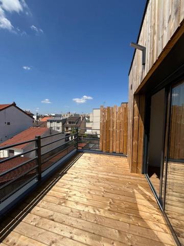 Maison Montreuil 5 pièce(s) 101.7 m2