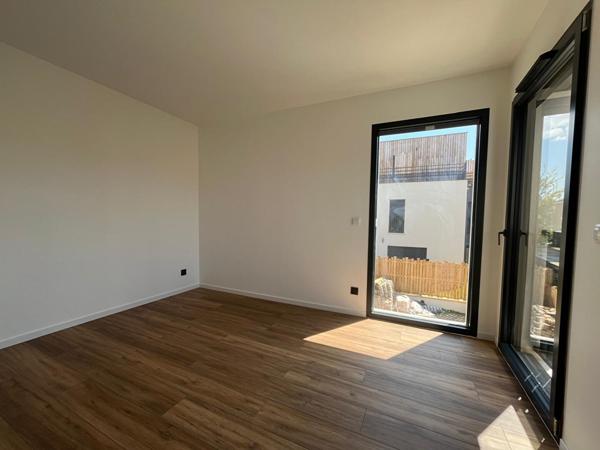 Maison Montreuil 5 pièce(s) 101.7 m2