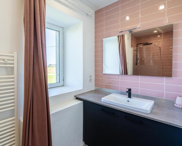 Longère de caractère à proximité immédiate des plages de Carantec