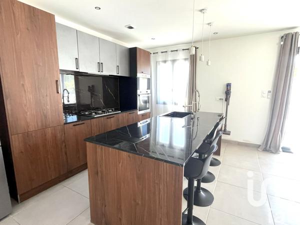 Maison à vendre 4 pièces 124 m² Bagnols-sur-Cèze