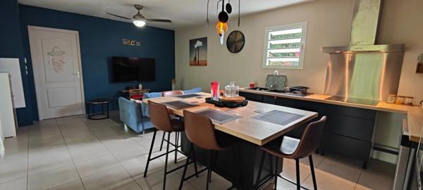 Belle maison T3 vendue occupée – Charme, lumière et revenus immédiats