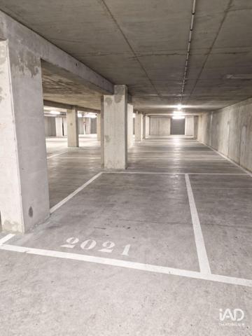 Location parking 13 m² Mantes-la-Jolie