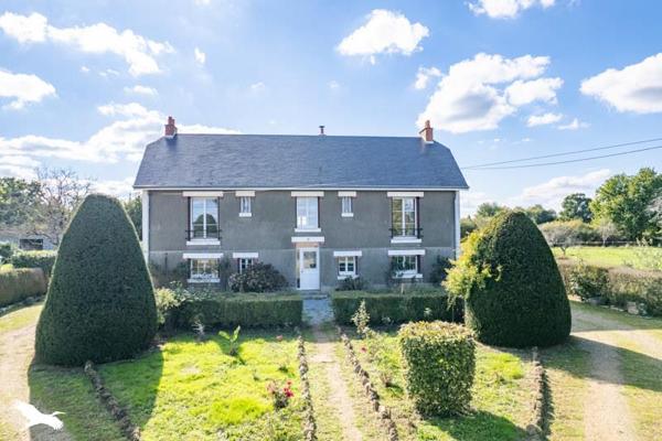 Maison à vendre |  Saint-Août |  6 pièces | 190 m²