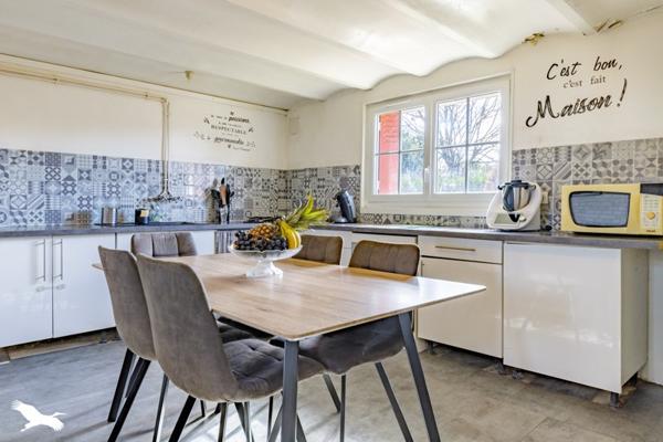 Maison à vendre |  Saint-Août |  6 pièces | 190 m²