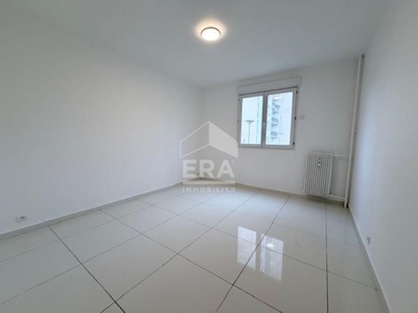 Appartement Creteil 3 pièce(s) 74.87 m2  - LE HAMEAU