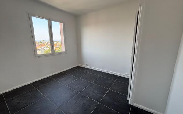 Appartement à louer    3 pièces • 67,79 m2 Carcassonne