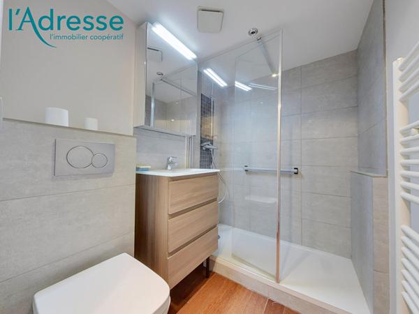 Appartement Noisy Le Grand 2 pièce(s) DERNIER ETAGE + TERRASSE