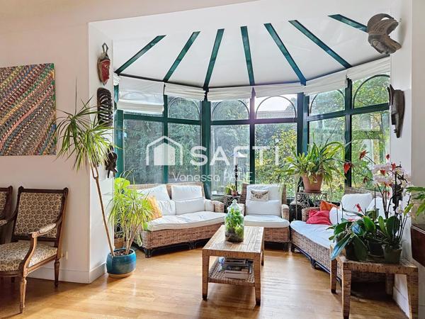 Villa de charme dans un quartier résidentiel, calme