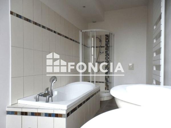 Location Appartement 3 pièces 122.3 m² - 1 PLACE GRAMONT Pau 64000