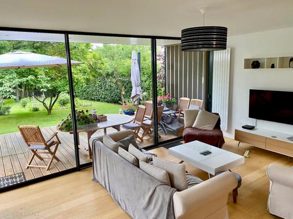 Maison de charme avec jardin au centre d'Andrésy