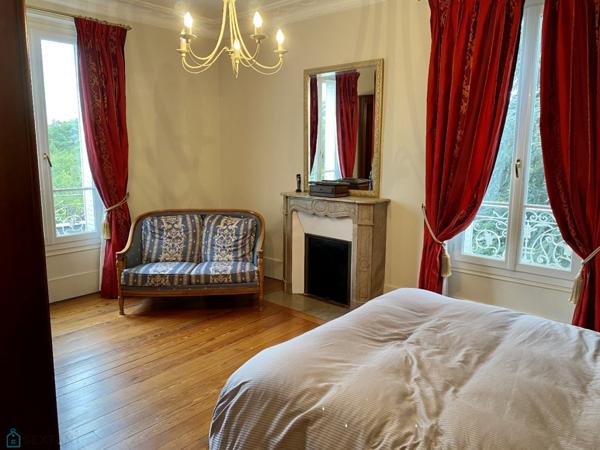 Maison de charme avec jardin au centre d'Andrésy