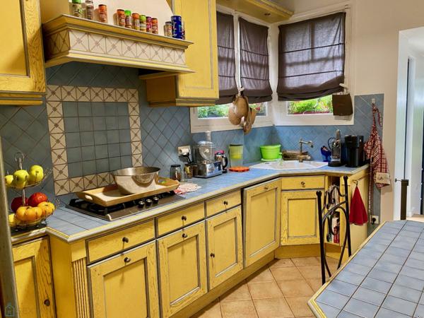 Maison de charme avec jardin au centre d'Andrésy