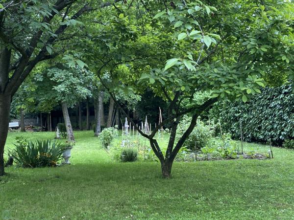 Maison de charme avec jardin au centre d'Andrésy