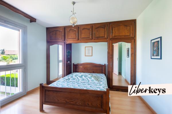 🏡 Maison familiale T6 au calme avec garage et piscine 