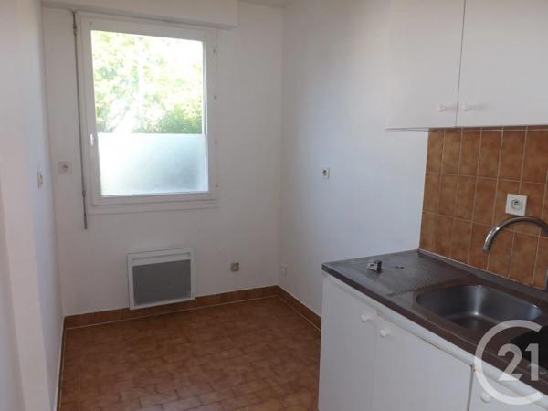 Appartement F2 à vendre  2 pièces - 43 m 2   SAVIGNY SUR ORGE  - 91