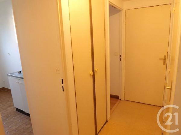 Appartement F2 à vendre  2 pièces - 43 m 2   SAVIGNY SUR ORGE  - 91