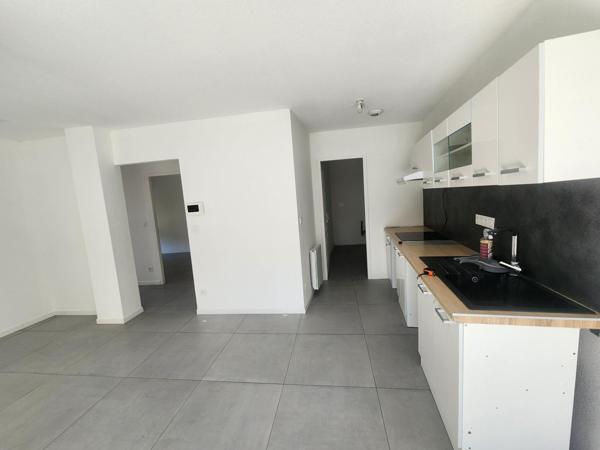 Appartement à CENON, 33150 - 3 pièces 70m²