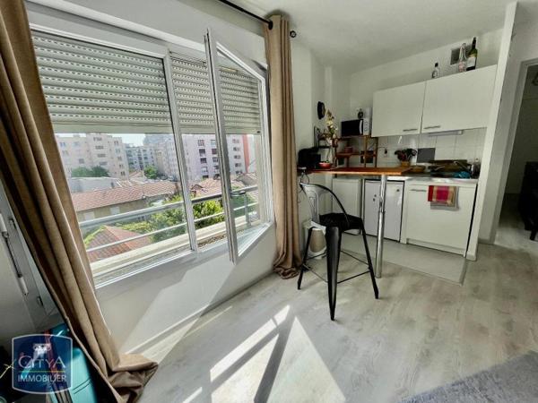 Appartement à louer 1 pièce 24.4m²