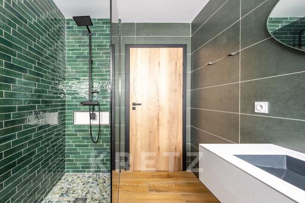 DIJON – Villa d’architecte contemporaine de plain-pied avec piscine & prestations d’exception