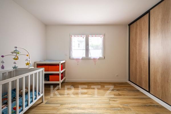 DIJON – Villa d’architecte contemporaine de plain-pied avec piscine & prestations d’exception